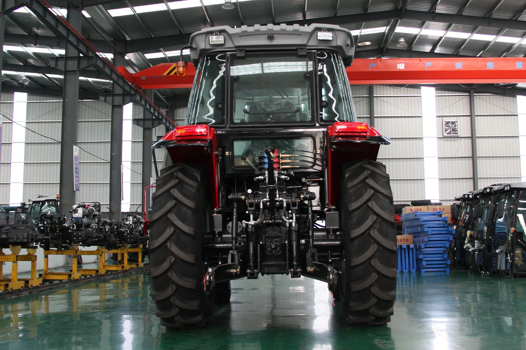 Tractor hydraulic system testing