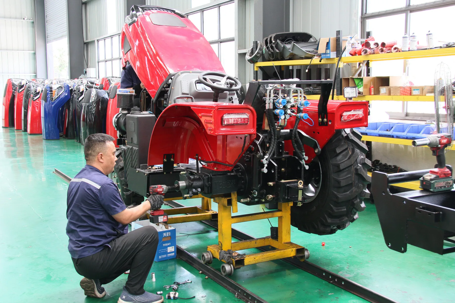 HETIAN tractor body assembly