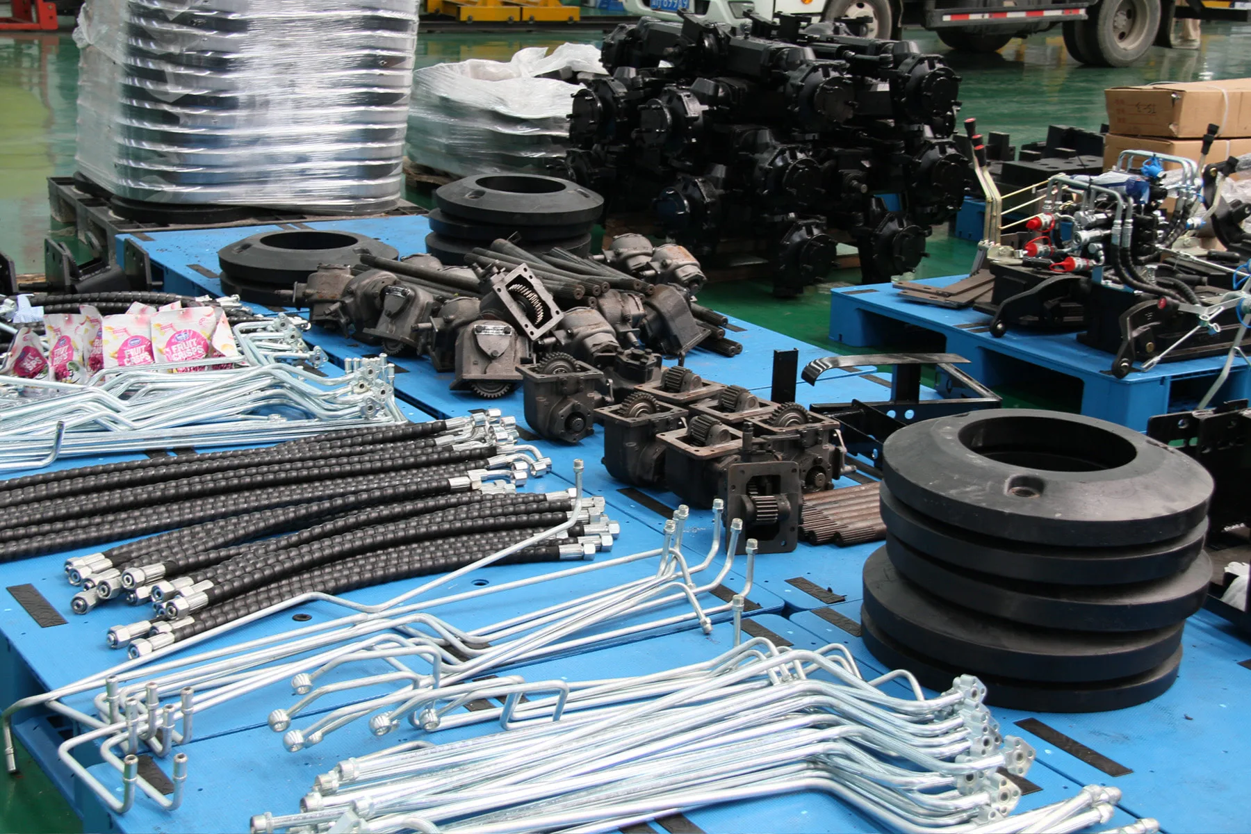 HETIAN tractor components and product information preparation