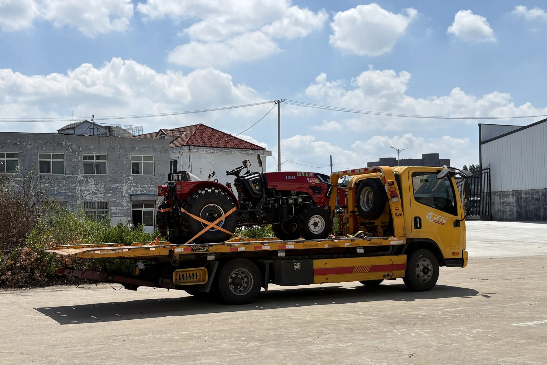 HETIAN tractor loading and delivery